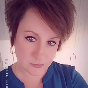 Meet your Posher, Angi